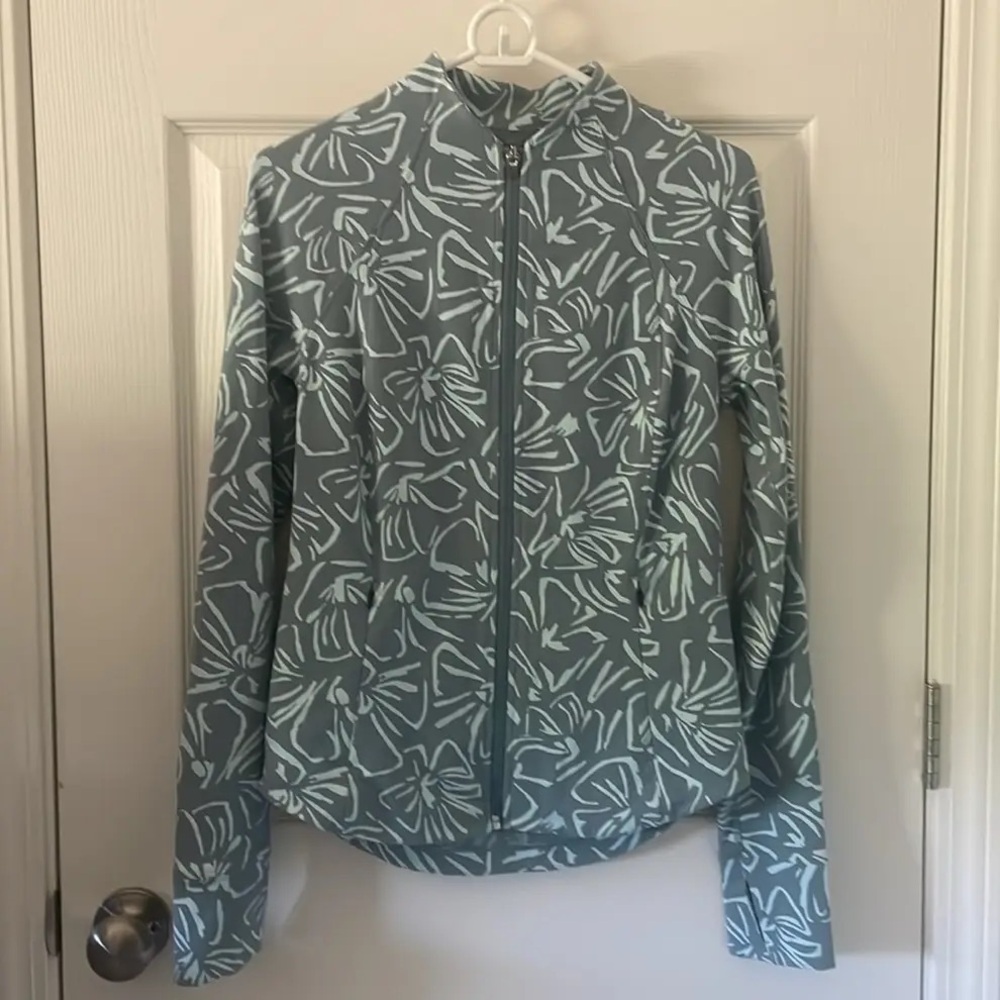 Athleta Shanti Salutation Textured Jacket in White Floral NWOT